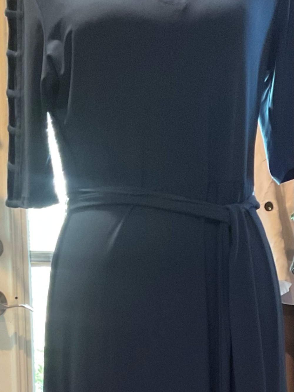 CHAUS NEW YORK MAXI BLUE DRESS. SIZE MEDIUM. NEW W/O TAGS.
